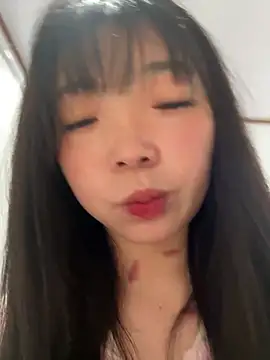 Snapshot of cuty_lusy chatting on February 23, 2:35 am cuty lusy online show from February 23, 2:35 am