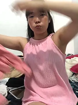 cuty lusy online show from May 17, 6:57 am