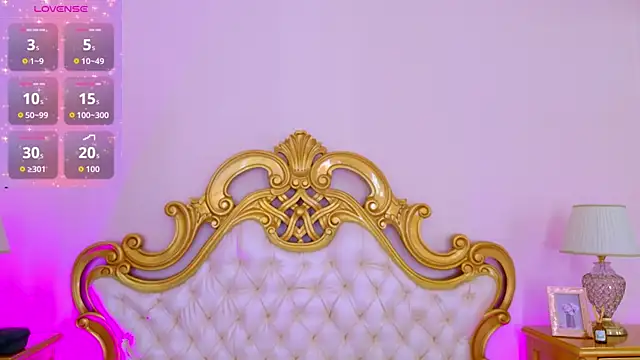 Snapshot of NatashaSilvers chatting on February 26, 11:43 am NatashaSilvers online show from February 26, 11:43 am