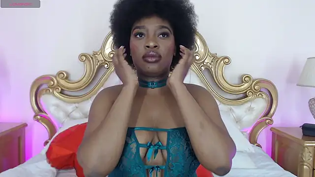 Snapshot of NatashaSilvers chatting on February 19, 11:40 am NatashaSilvers online show from February 19, 11:40 am