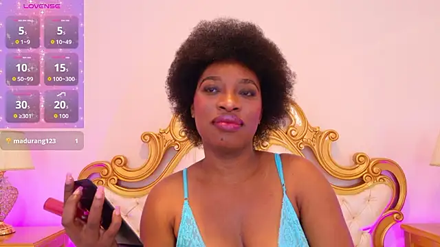 Snapshot of NatashaSilvers chatting on February 20, 11:45 am NatashaSilvers online show from February 20, 11:45 am