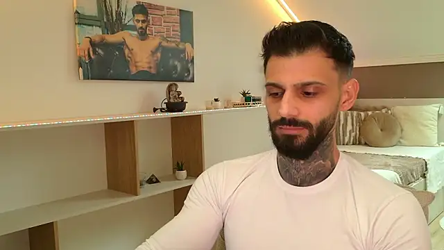 Snapshot of TristanGrey chatting on February 11, 6:57 am TristanGrey online show from February 11, 6:57 am