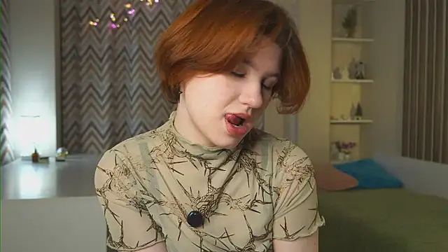 Snapshot of BelleHayton chatting on February 23, 3:12 pm BelleHayton online show from February 23, 3:12 pm