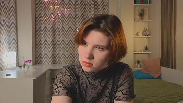 Snapshot of BelleHayton chatting on March 2, 3:41 pm BelleHayton online show from March 2, 3:41 pm