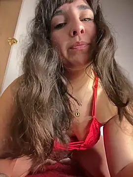 Snapshot of Latinaelisa chatting on June 13, 3:04 am Latinaelisa online show from June 13, 3:04 am