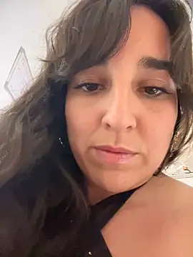 Latinaelisa online show from April 9, 1:29 am