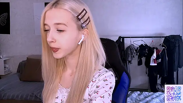 TaliCaan online show from March 31, 11:12 am