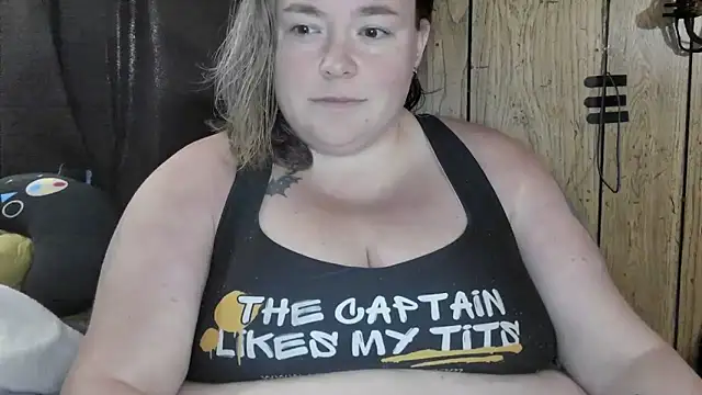 ladylynn13 online show from March 17, 9:29 pm