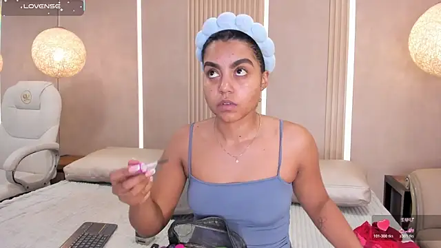 eva lain online show from May 6, 11:36 am