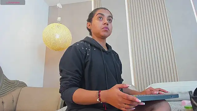 Snapshot of eva_lain chatting on February 26, 11:54 am eva lain online show from February 26, 11:54 am