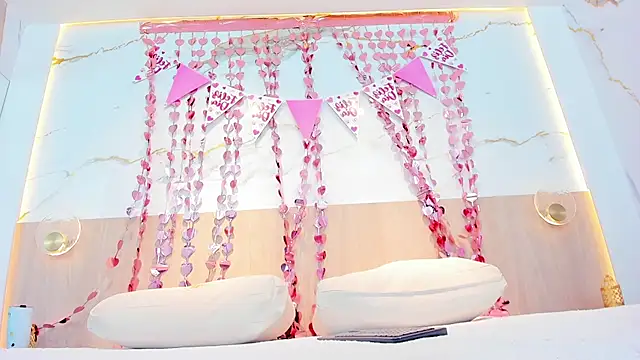 Snapshot of eva_lain chatting on February 10, 11:31 am eva lain online show from February 10, 11:31 am