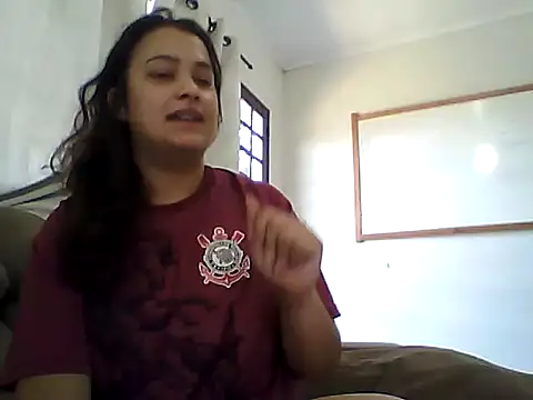 Snapshot of lolo9955 chatting on February 7, 4:48 pm lolo9955 online show from February 7, 4:48 pm