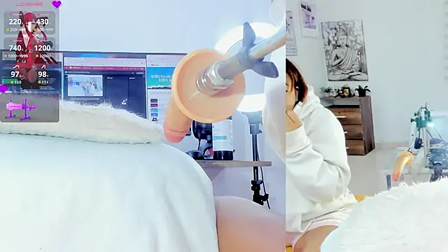 Ariadna5  online show from April 17, 9:12 am