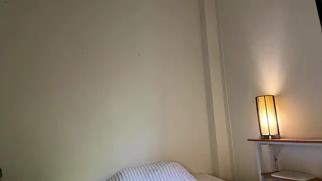 Alicecutepie online show from March 19, 6:35 am