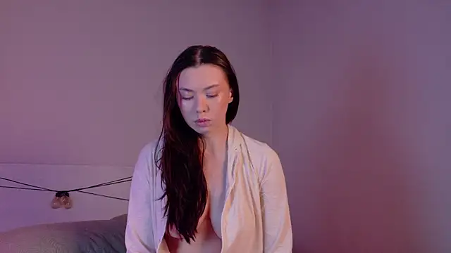 gwenonl1ne online show from April 17, 1:47 pm