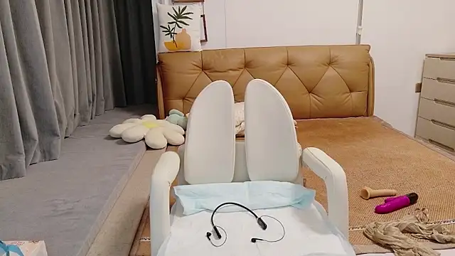 xiaojie jie online show from June 8, 3:56 pm