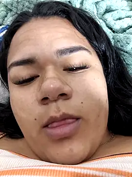 lumi bellx online show from March 1, 8:09 pm