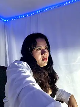 lumi bellx online show from February 11, 2:00 am