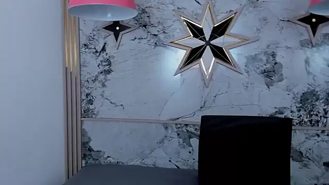 DaphneBlack online show from February 25, 3:18 am