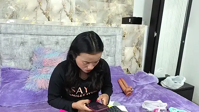 Kimmy london19 online show from April 12, 1:53 am