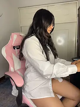 Snapshot of LilithRose_ chatting on February 23, 12:50 pm LilithRose online show from February 23, 12:50 pm