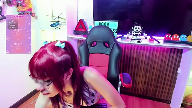 Dakota Addams online show from March 11, 7:08 pm