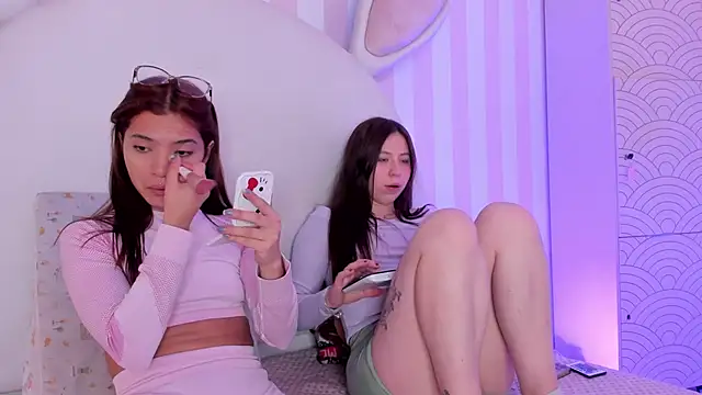 IsaxHanna online show from February 26, 2:06 pm