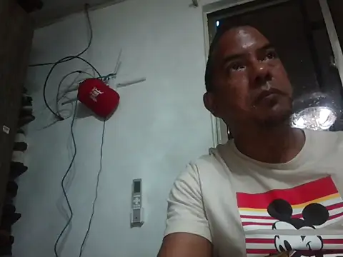 Quillero18 online show from February 12, 4:51 pm