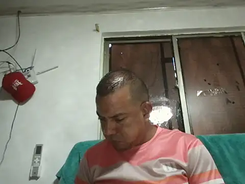 Quillero18 online show from February 25, 3:12 pm