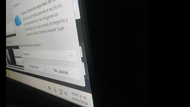 Snapshot of britan69 chatting on March 4, 4:09 am britan69 online show from March 4, 4:09 am