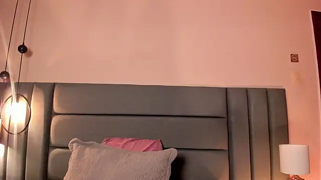 AndraCyruss online show from March 5, 12:29 am