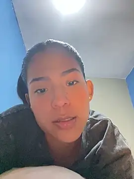 BabyFoxy online show from March 4, 6:10 am