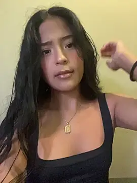 BabyFoxy online show from April 18, 12:02 am