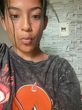 BabyFoxy online show from April 1, 8:06 pm