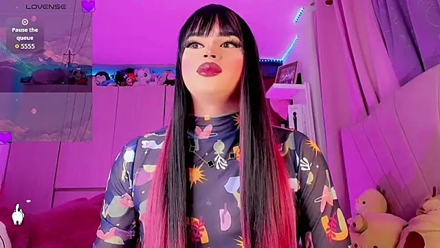 Danna xz online show from May 10, 3:58 pm