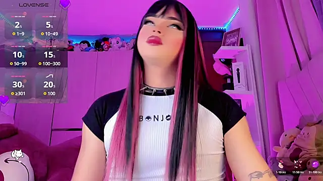 Danna xz online show from May 14, 5:32 pm