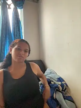 Luna white1 online show from March 9, 7:50 pm