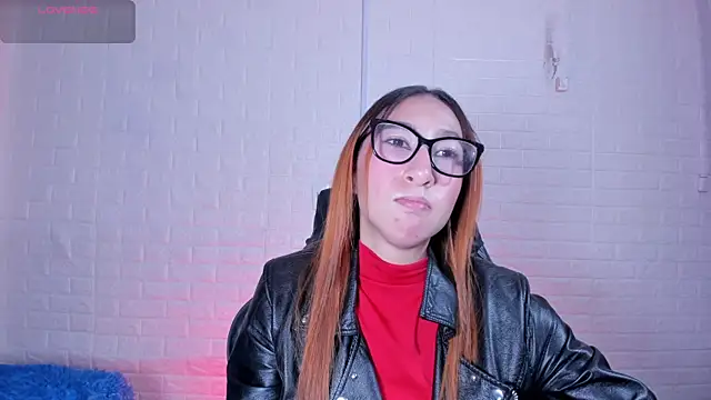 Sara Love 1 online show from March 31, 3:30 am