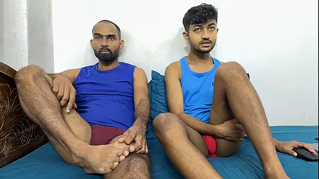 DesiDaddyandSon online show from August 3, 1:36 am