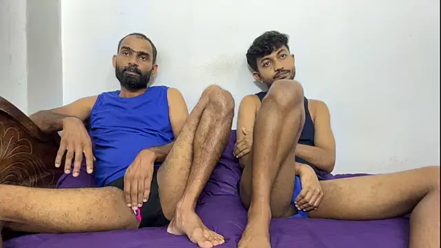 DesiDaddyandSon online show from July 19, 1:19 pm