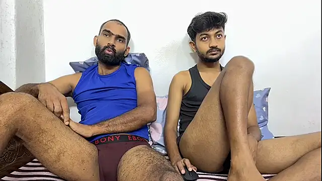 DesiDaddyandSon online show from June 16, 1:49 am