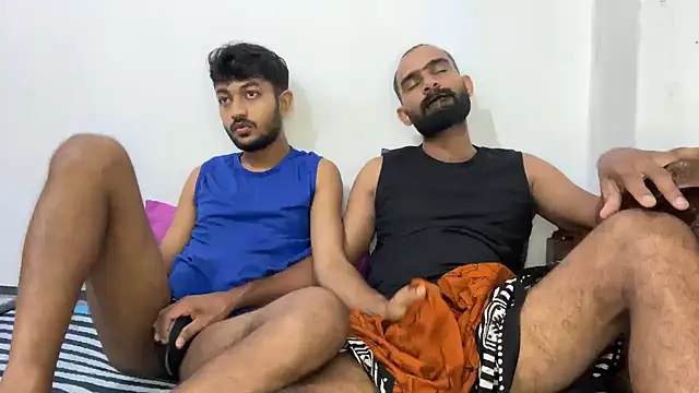 DesiDaddyandSon online show from June 4, 3:00 am