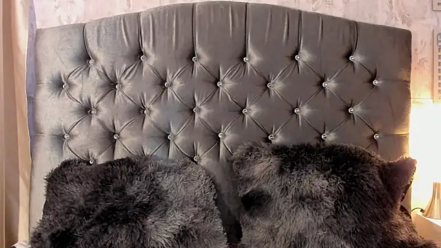 Eliot Egan online show from February 12, 7:35 pm