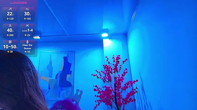 Chloe dolly online show from March 25, 11:31 am