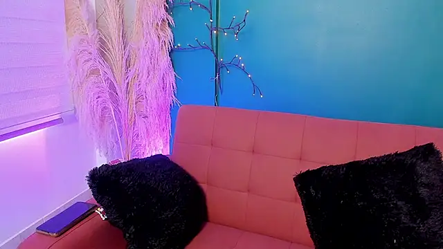 Scarlett Raven  online show from February 8, 8:39 pm