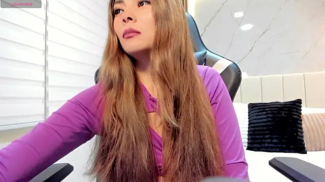 Scarlett Raven  online show from February 16, 9:02 pm