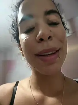 Woo isDaphne online show from March 20, 10:44 pm