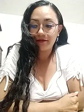 Snapshot of Salma-sweet chatting on June 12, 2:42 am Salma-sweet online show from June 12, 2:42 am