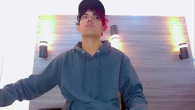 DaviidBuckx  online show from April 19, 2:01 am