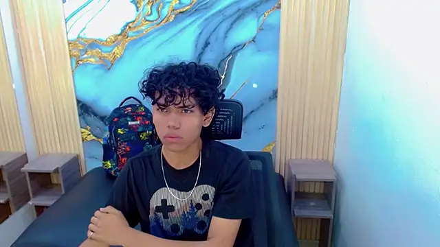 DaviidBuckx  online show from March 30, 2:24 am